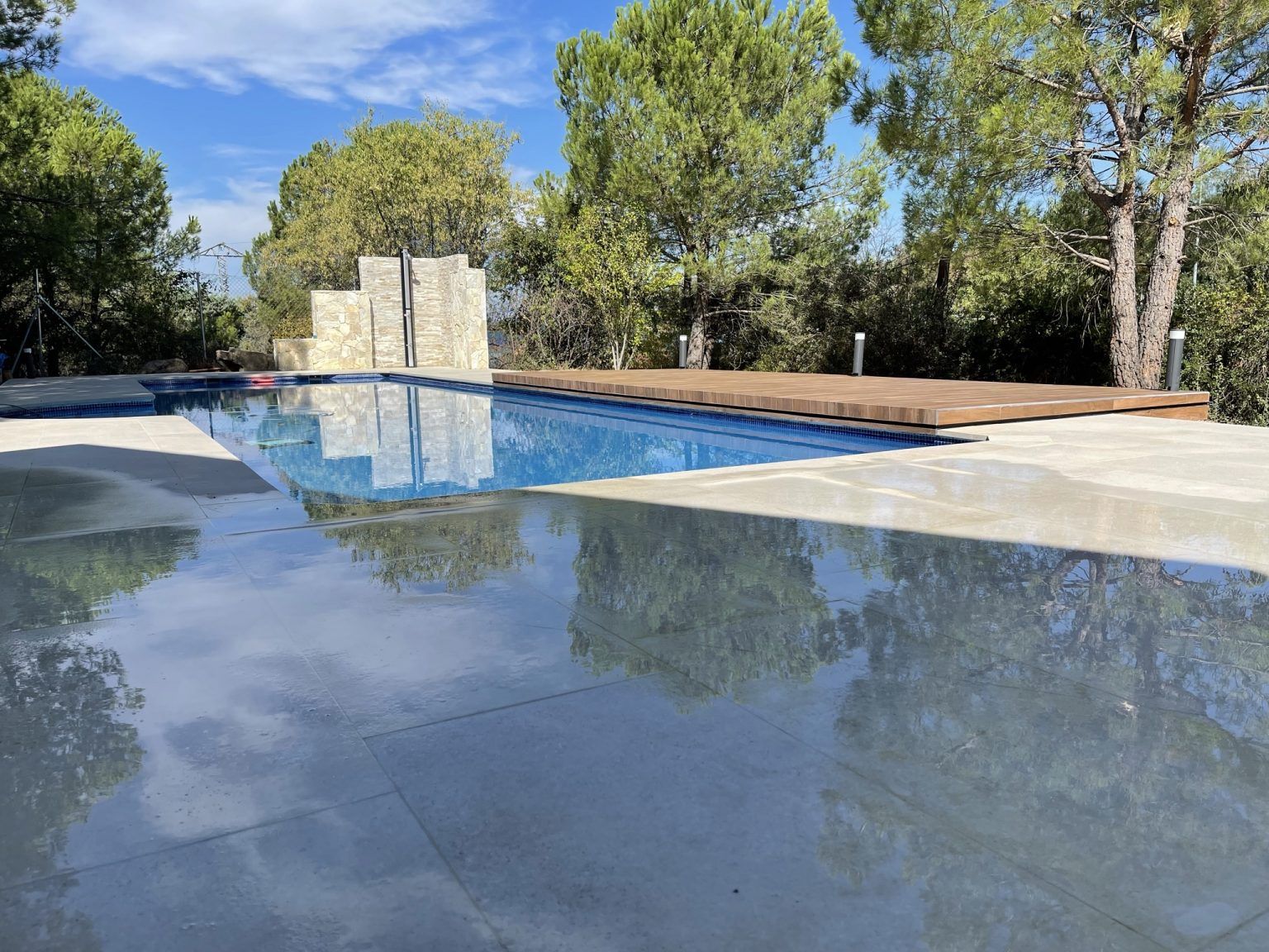 reforma terraza piscina